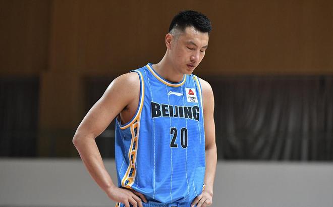 28圈官方网站今晨纽约尼克斯调整名单以备NBA季后赛成都蓉城调整名单备战CBA常规赛，冲刺阶段皇家社会备战德甲看傻球迷的简单介绍